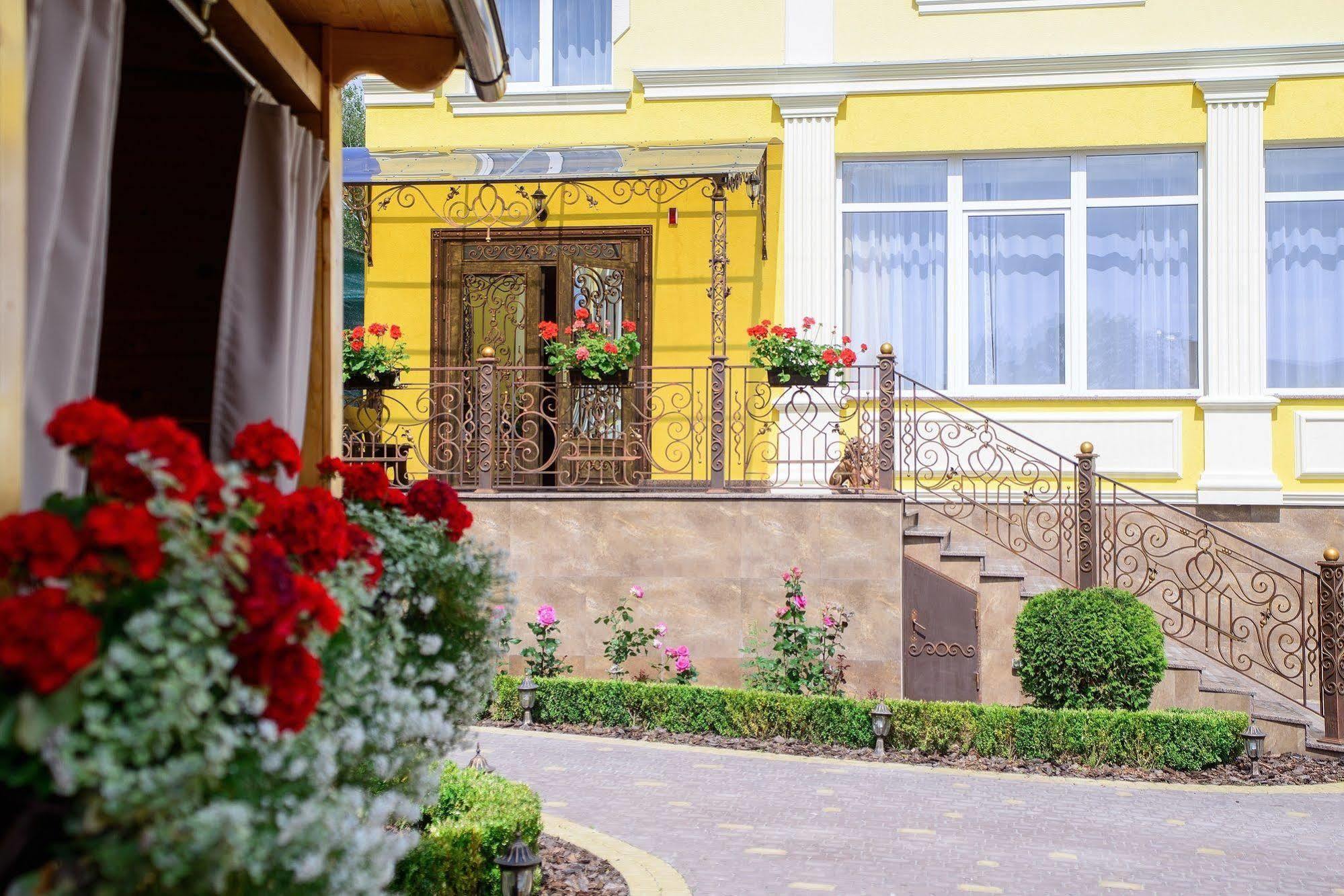 Hotel Argo Lemberg Exterior foto